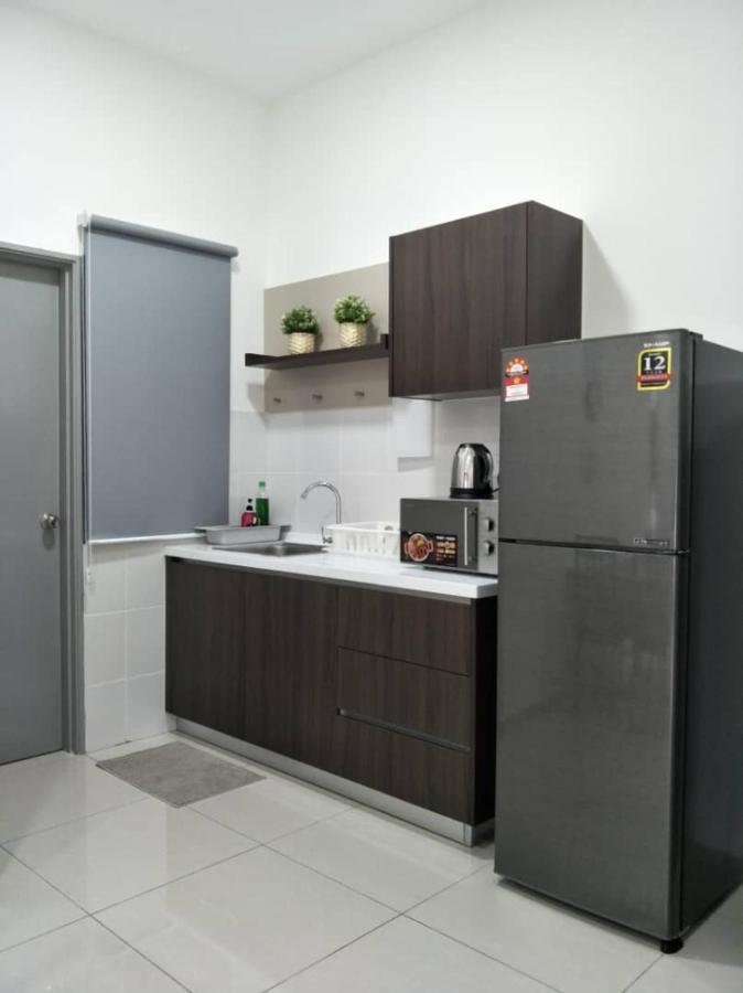 Mesahill Nilai 2 Room Condo - Fast Wifi, Amazing Pool & Tv Exteriör bild